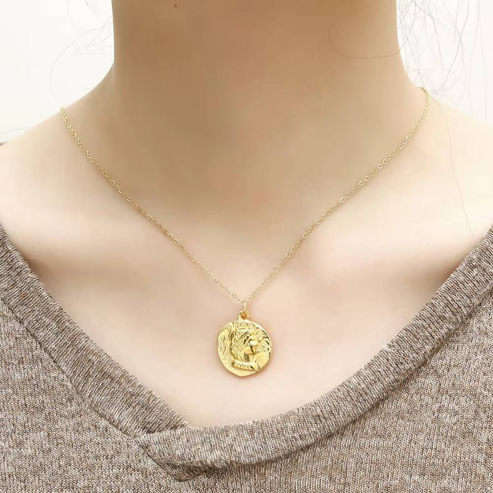 Coin Necklace Delicate - Chaîne de Portrait de la reine