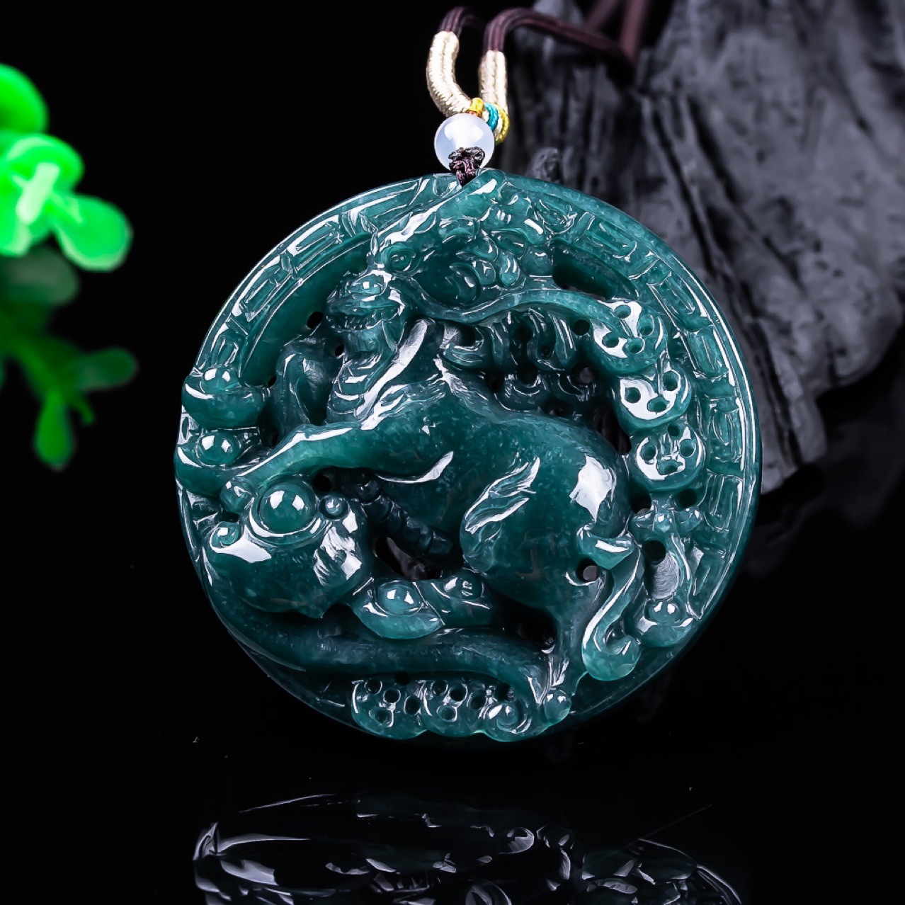 Pendentif Dragon en Jadeite Bi - Women Accessories Gift avis et prix