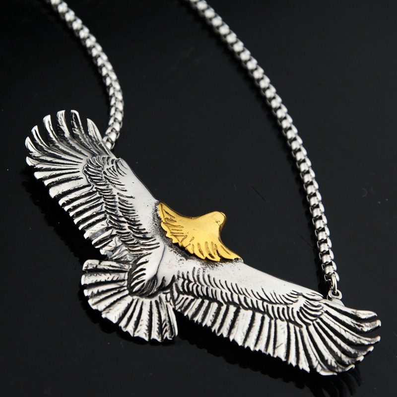 Pendentif aigle tendance en ar - Women'S Eagles Accessories avis et prix